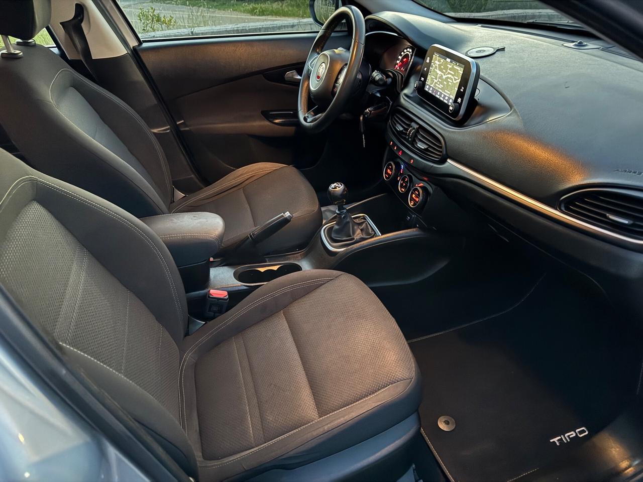 Fiat Tipo 1.6 Mjt S&S 5 porte Lounge