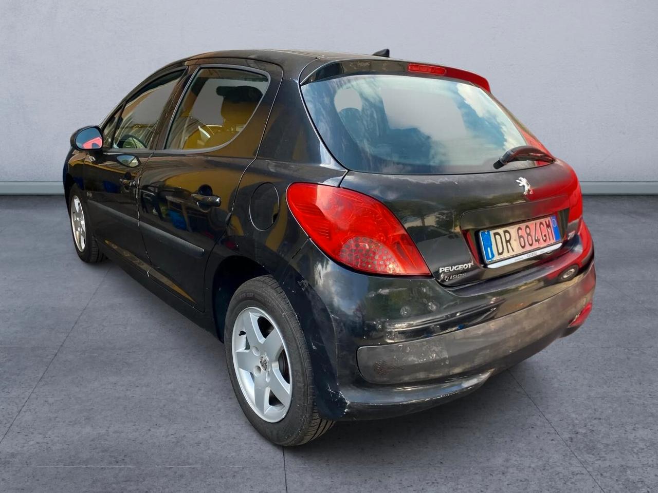 Peugeot 207 1.4 75cv Benzina Euro4 - NEOPATENTATI