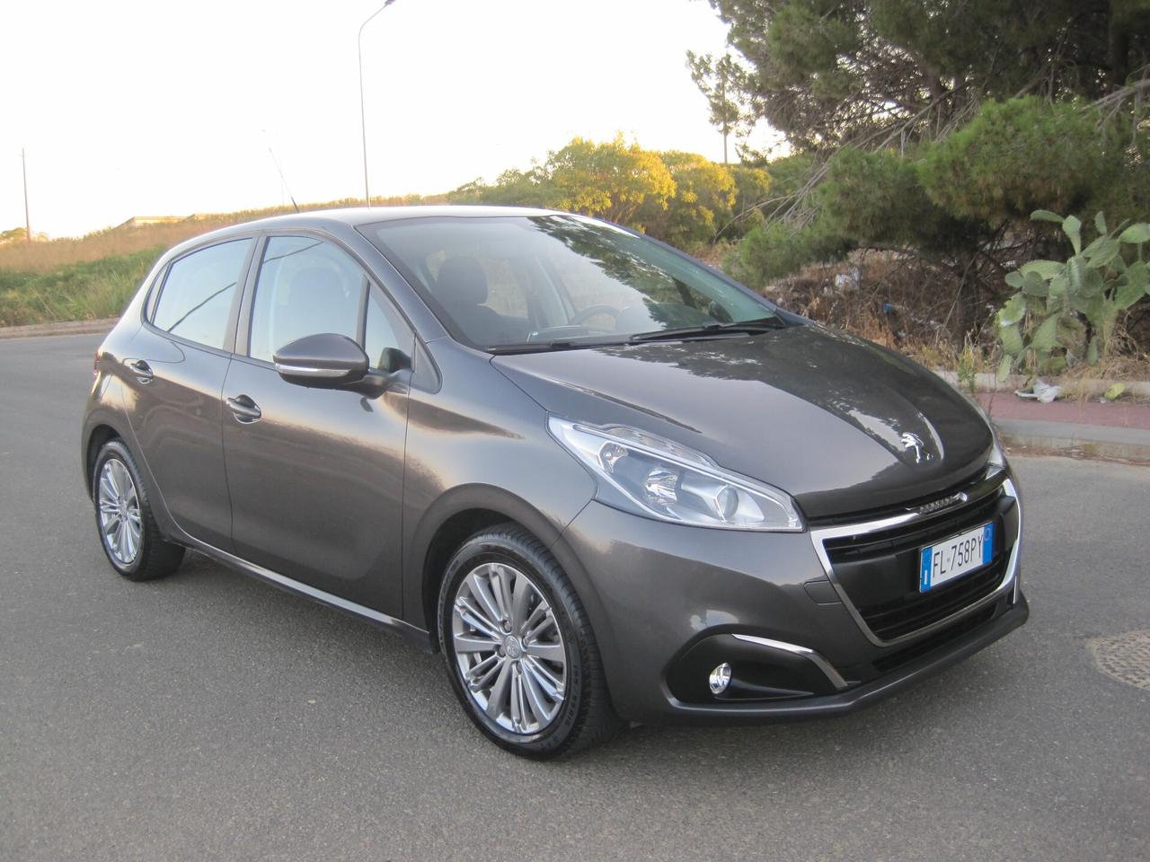 Peugeot 208 PureTech 82 5 porte Active
