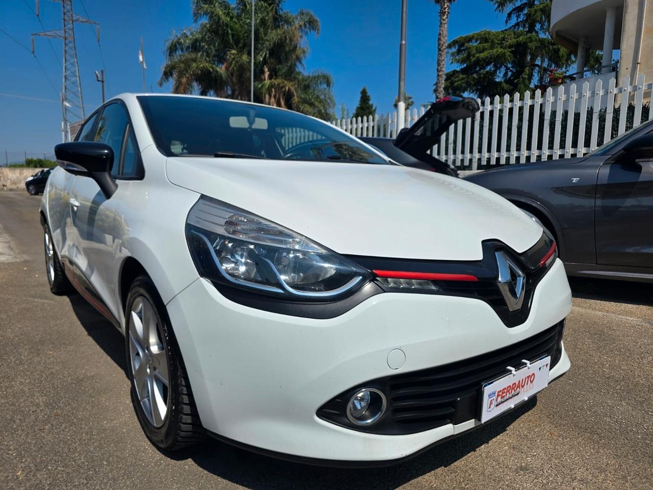 RENAULT CLIO 1.1 BENZINA 73CV SPORT NEOPATENTATI