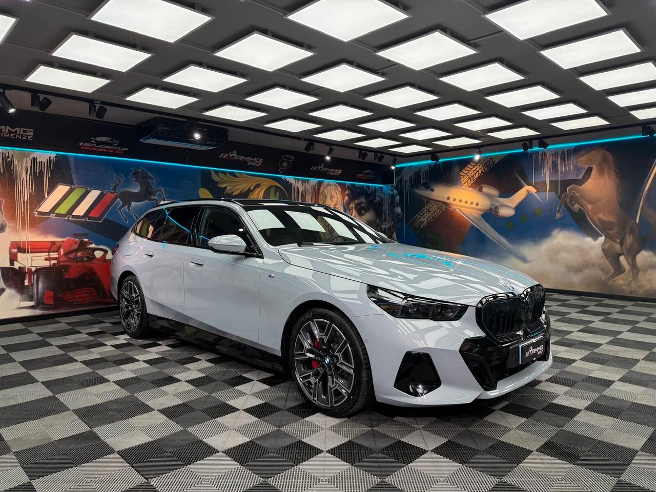 Bmw 530 530e xDRIVE TOURING MSPORT PRO (602)