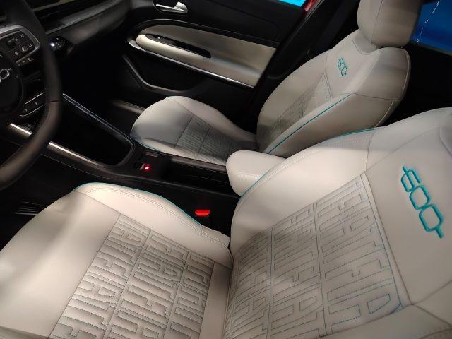 FIAT 600 Hybrid 110 CV DCT MHEV La Prima II