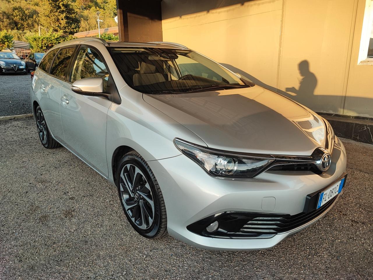 Toyota Auris Touring Sports 1.6 D-4D Lounge