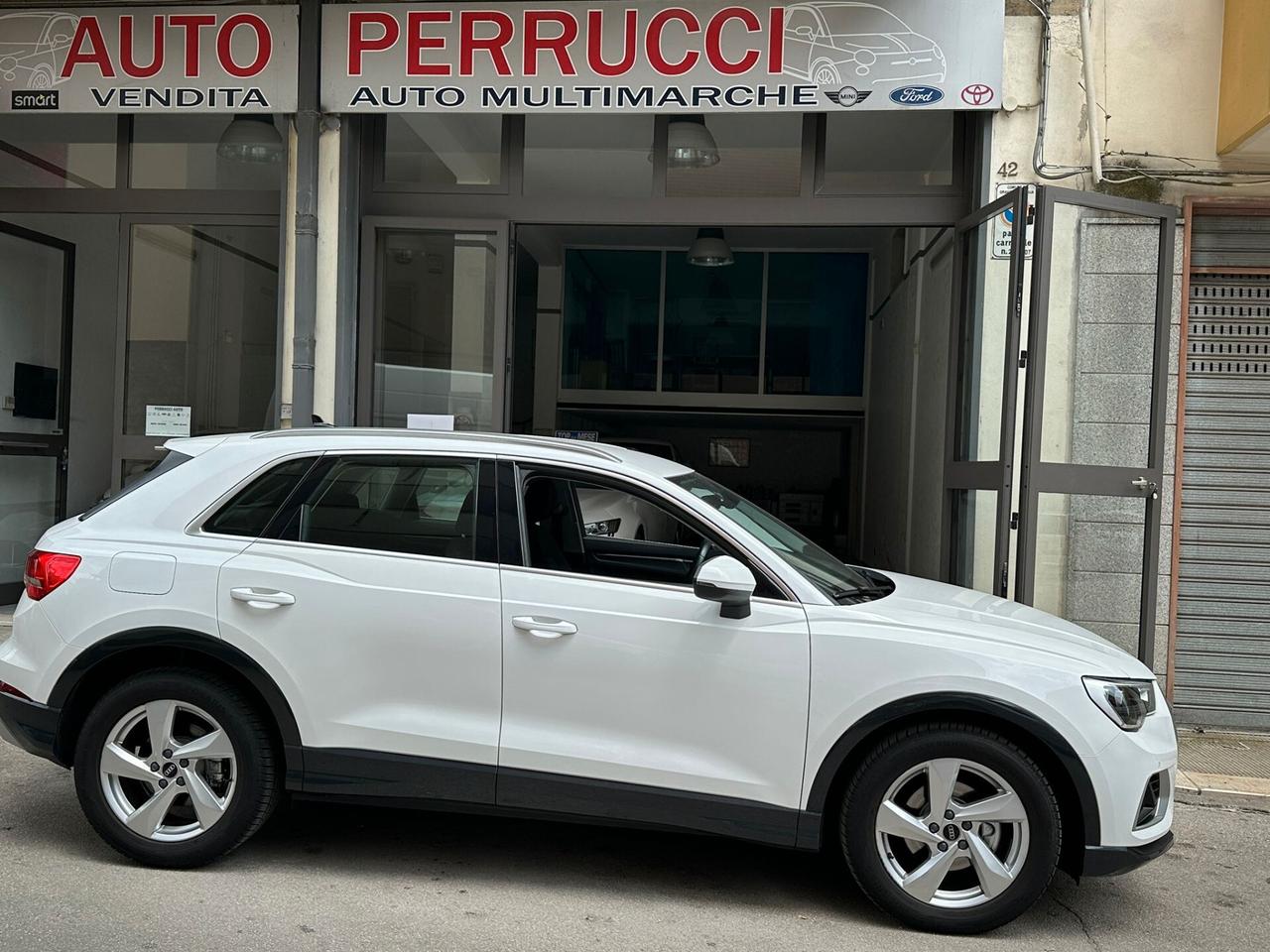 Audi Q3 35 TDI S tronic Business Advanced