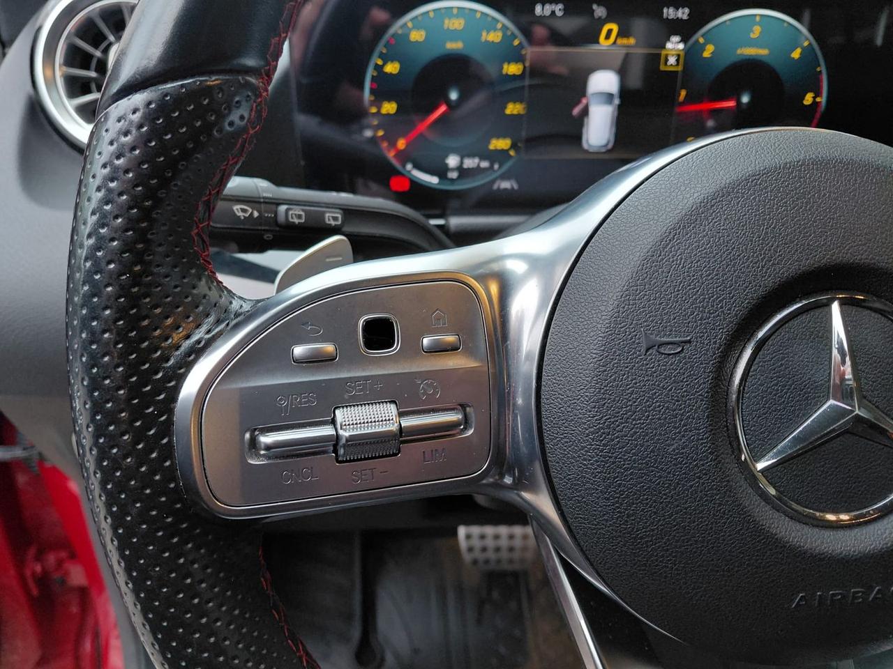 Mercedes-Benz GLA 200 AMG line Premium #7341