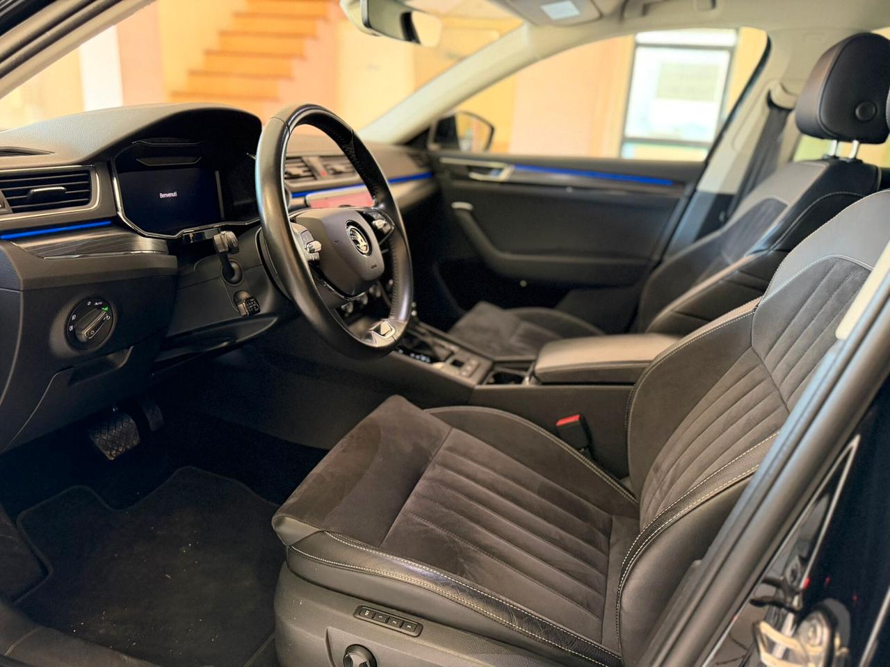 Skoda Superb 2.0 TDI EVO 150 CV SCR DSG Wagon Executive