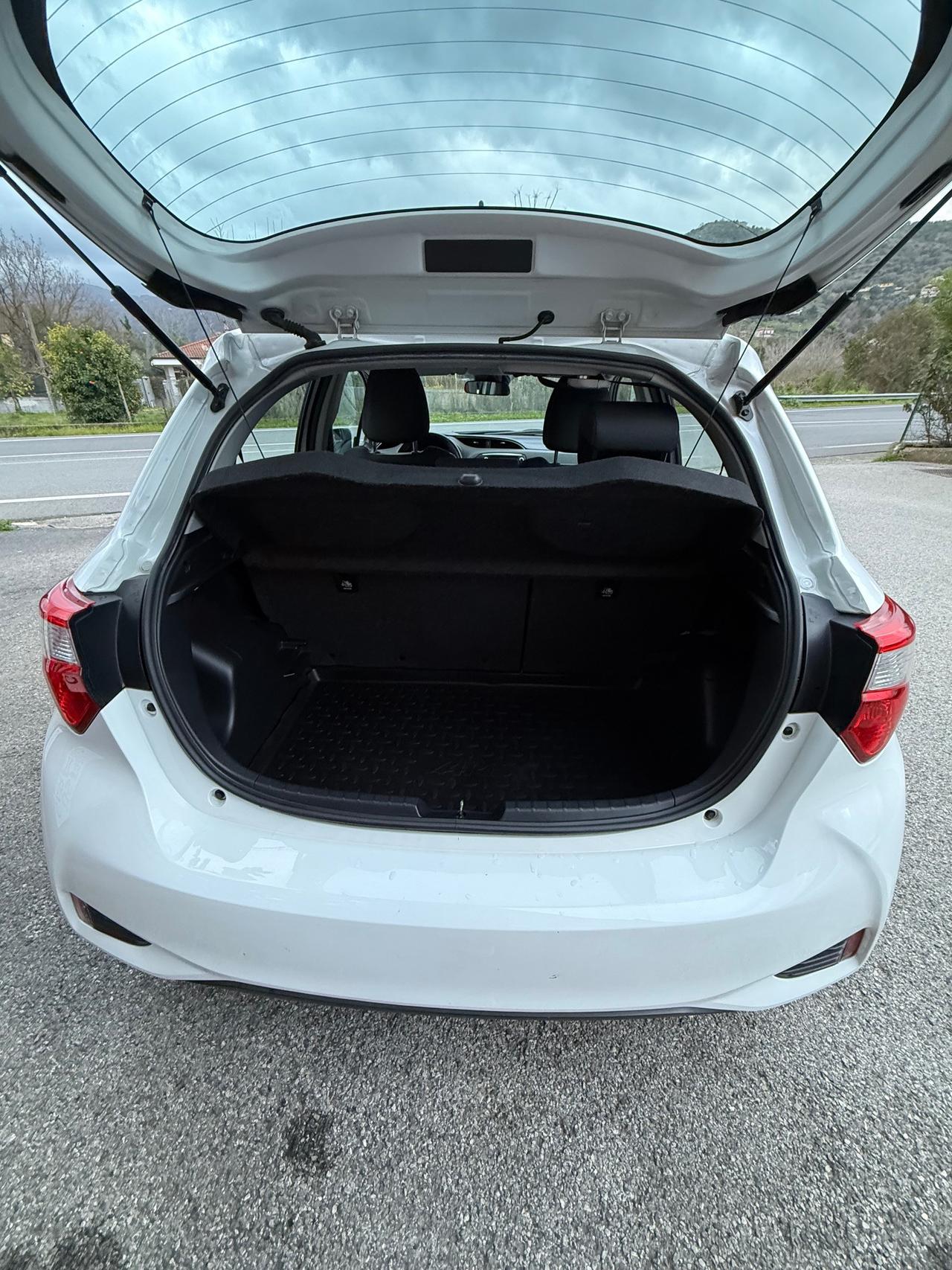 Toyota Yaris 5 Porte Yaris 5p 1.5h Business