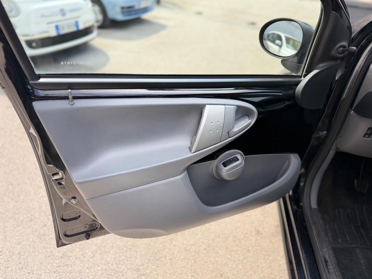 Citroen C1 1.4 HDi 55CV 5 porte AMIC1 PERFETTA