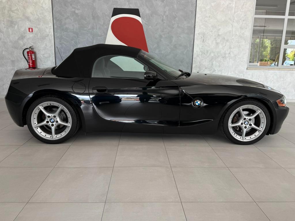 BMW Z4 2.2i cat Roadster-iscrivibile ASI