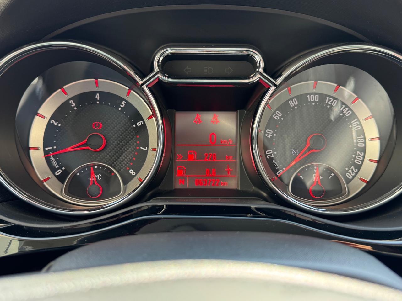 Opel Adam Rocks 1.4 87 CV Start&Stop Easytronic Unlimited