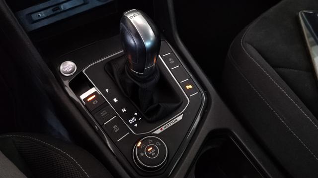 VOLKSWAGEN Tiguan 2.0TDI SCR DSG 4MOTION Higline APP-CONNECT