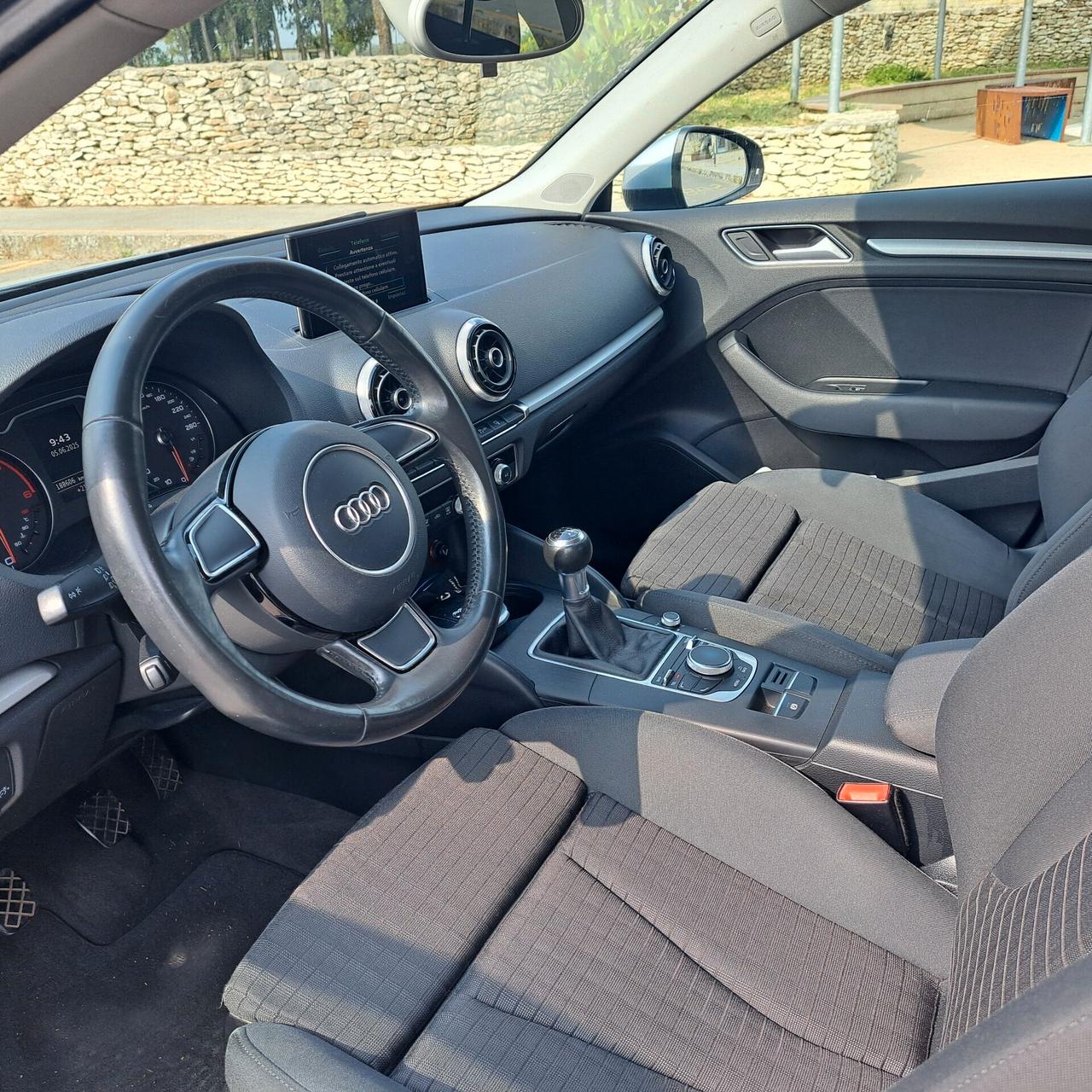 Audi A3 1.6 TDI clean diesel Ambiente