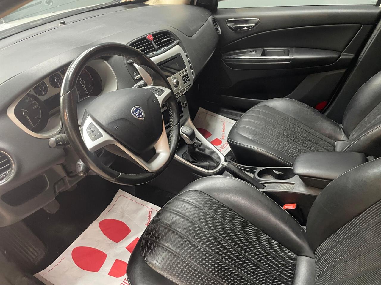 Lancia Delta 1.6 MJT DPF 105 CV Gold