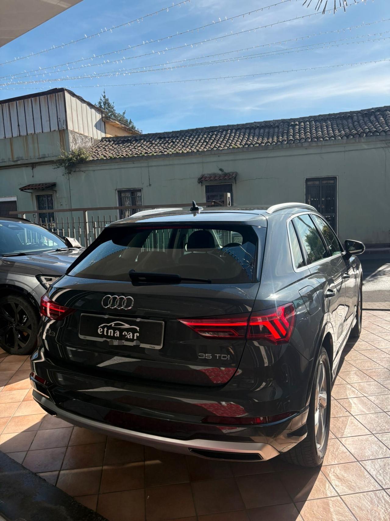 Audi Q3 35 TDI S tronic Business