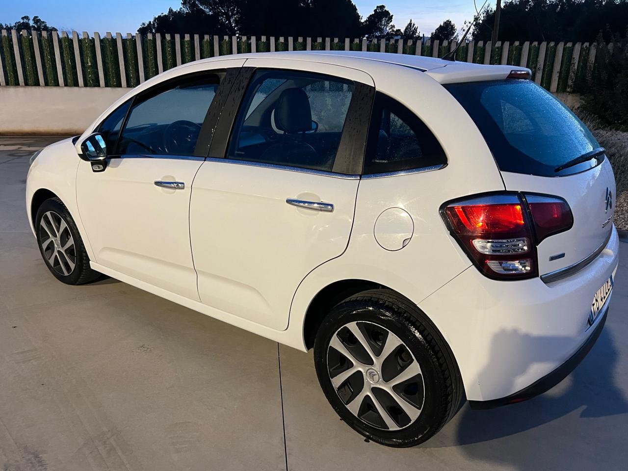 Citroen C3 BlueHDi 75 Exclusive 2015