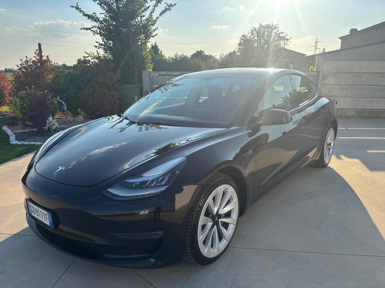 Tesla Model 3 Model 3 Long Range Dual Motor AWD
