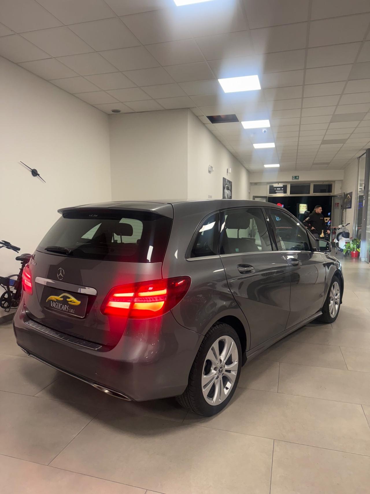 Mercedes-benz B 200 d Automatic 4Matic Premium