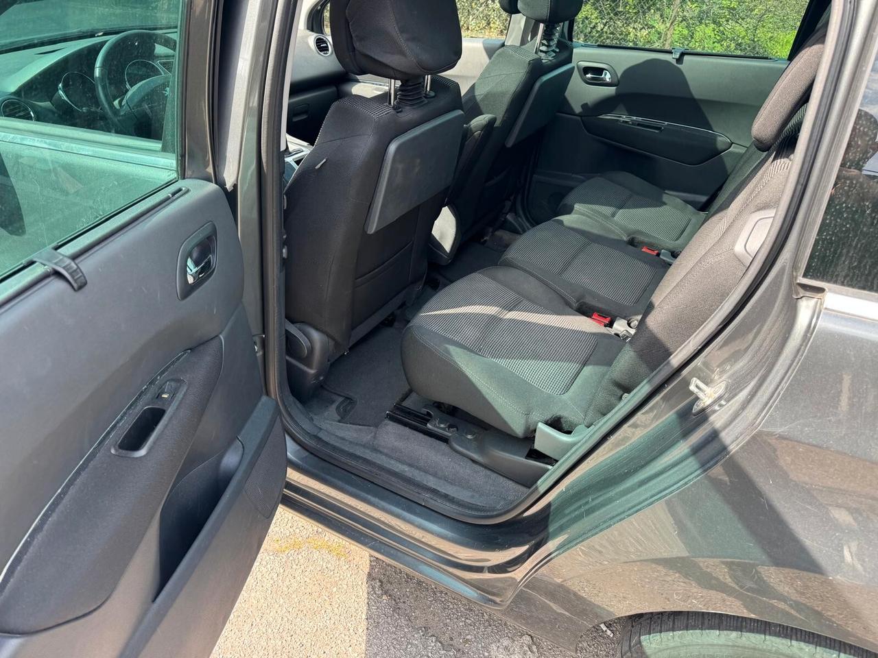 Peugeot 5008 1.6 VTi 120CV Premium