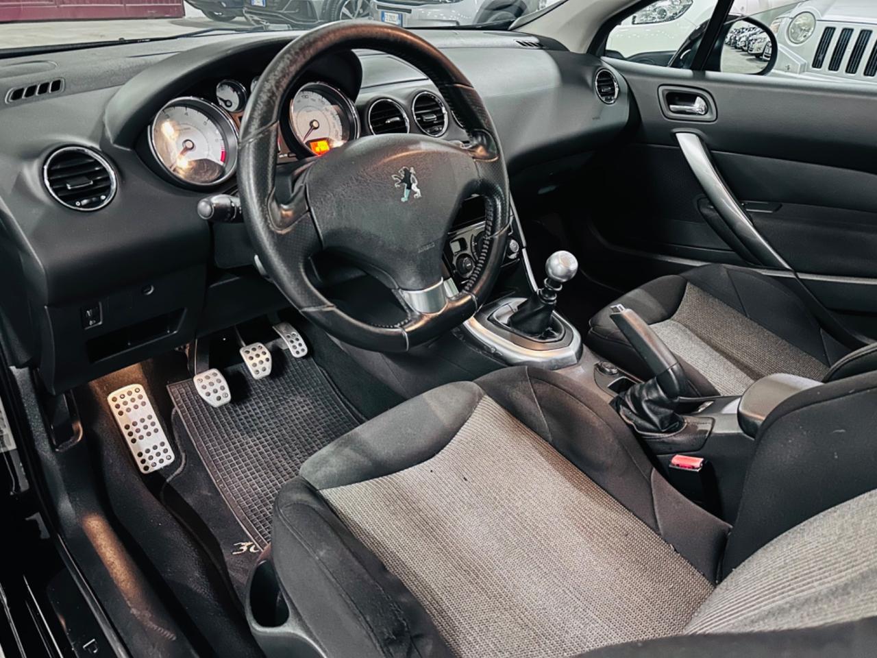 Peugeot 308 1.6 VTi 120CV CC Féline