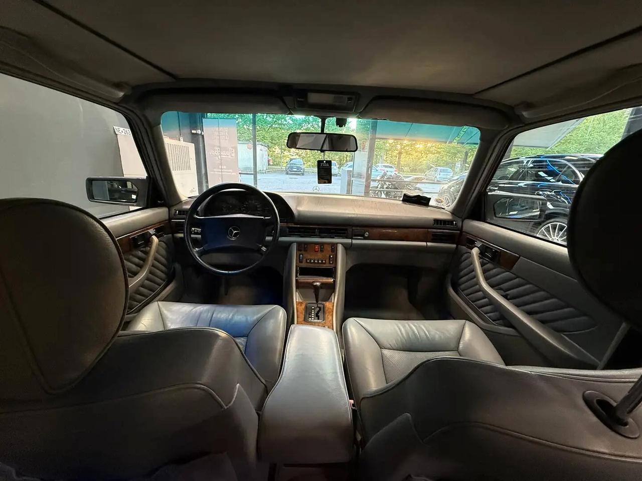 Mercedes-benz S-Series 300 SE cat