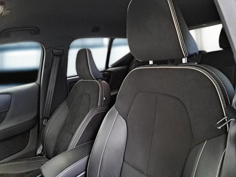 VOLVO XC40 T4 PLUG-IN HYBRID AUTO RECHARGE R-DESIGN SUV