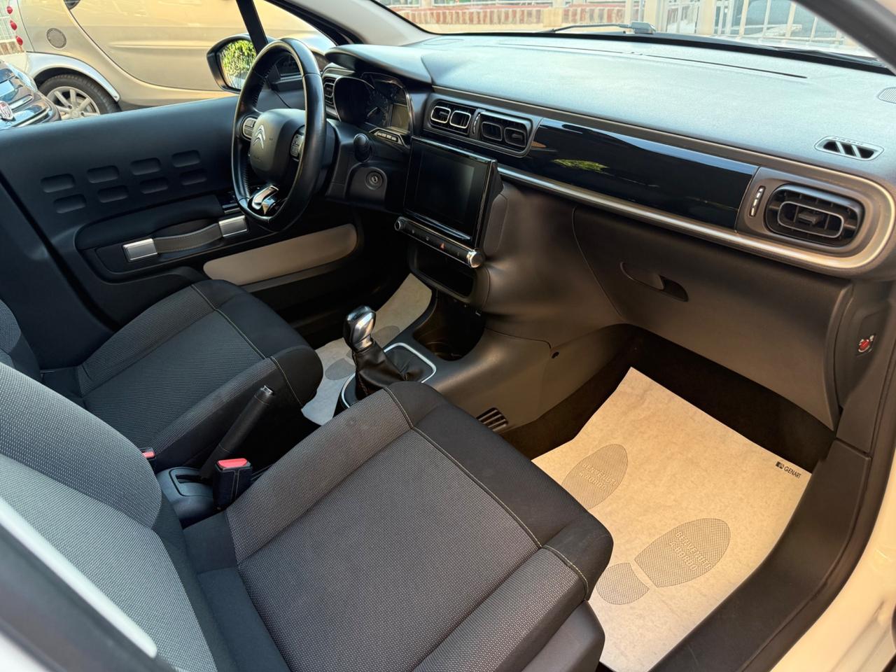 Citroen C3 1.2 PureTech Shine - OTTIME CONDIZIONI !!