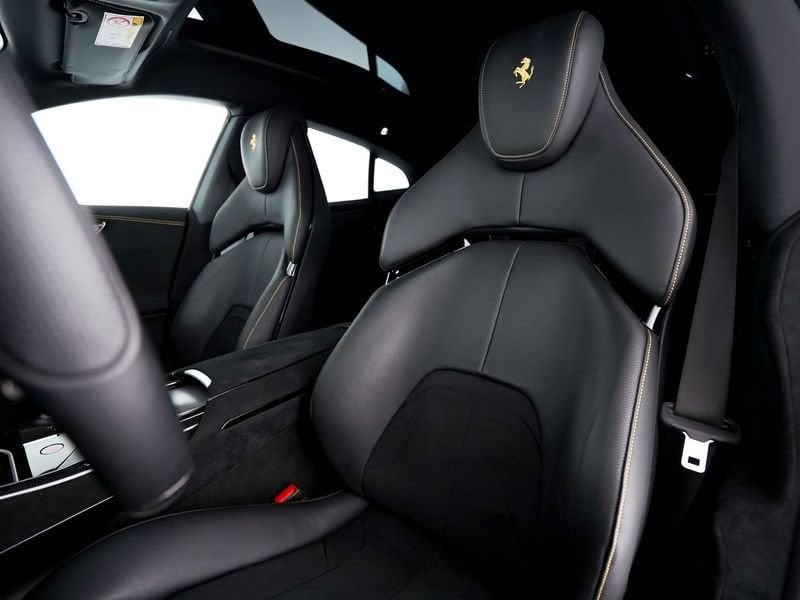 Ferrari Purosangue 6.5 V12 F1 DCT 4WD