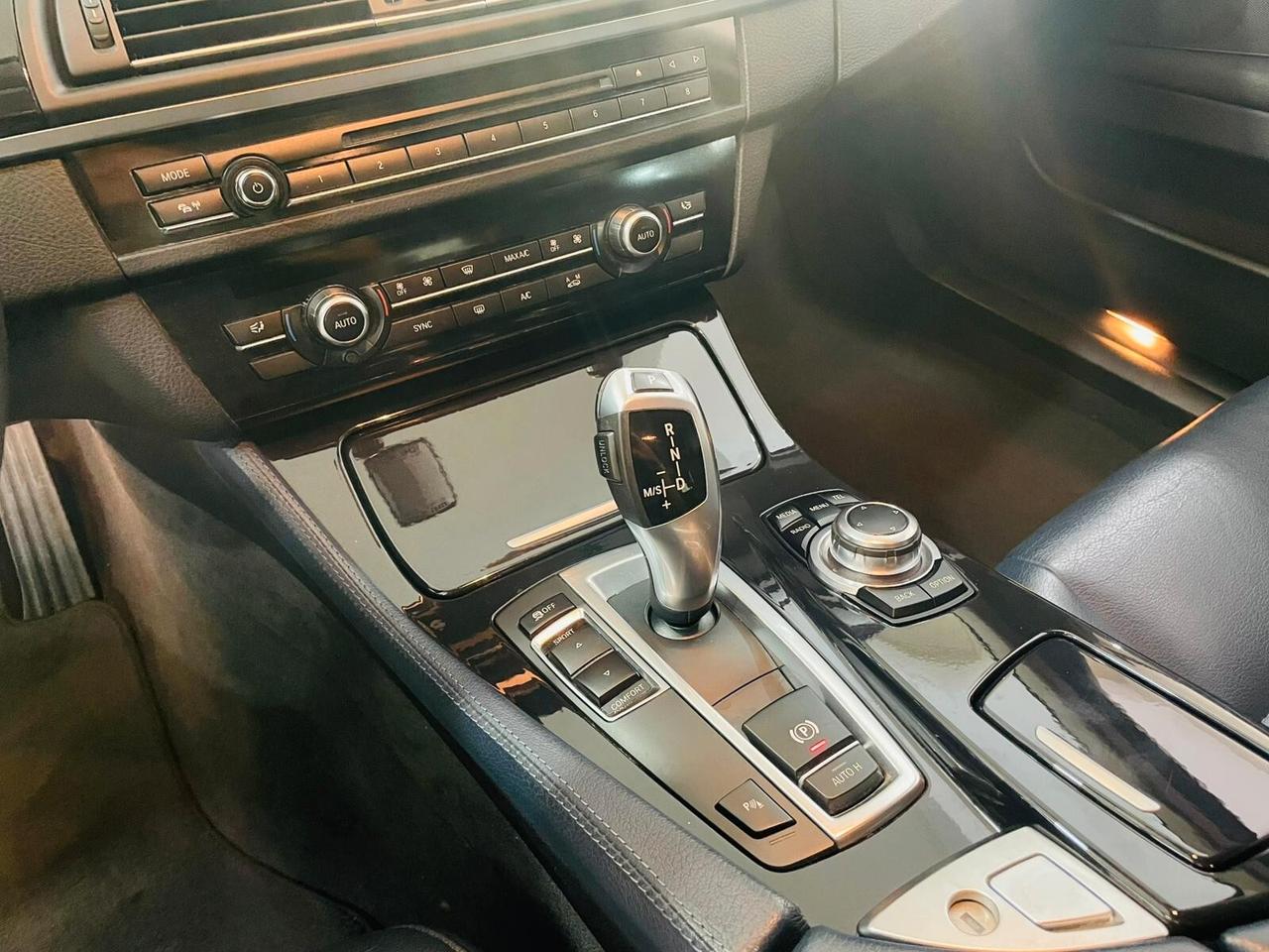 Bmw 520 520d Touring Luxury Pelle Individual