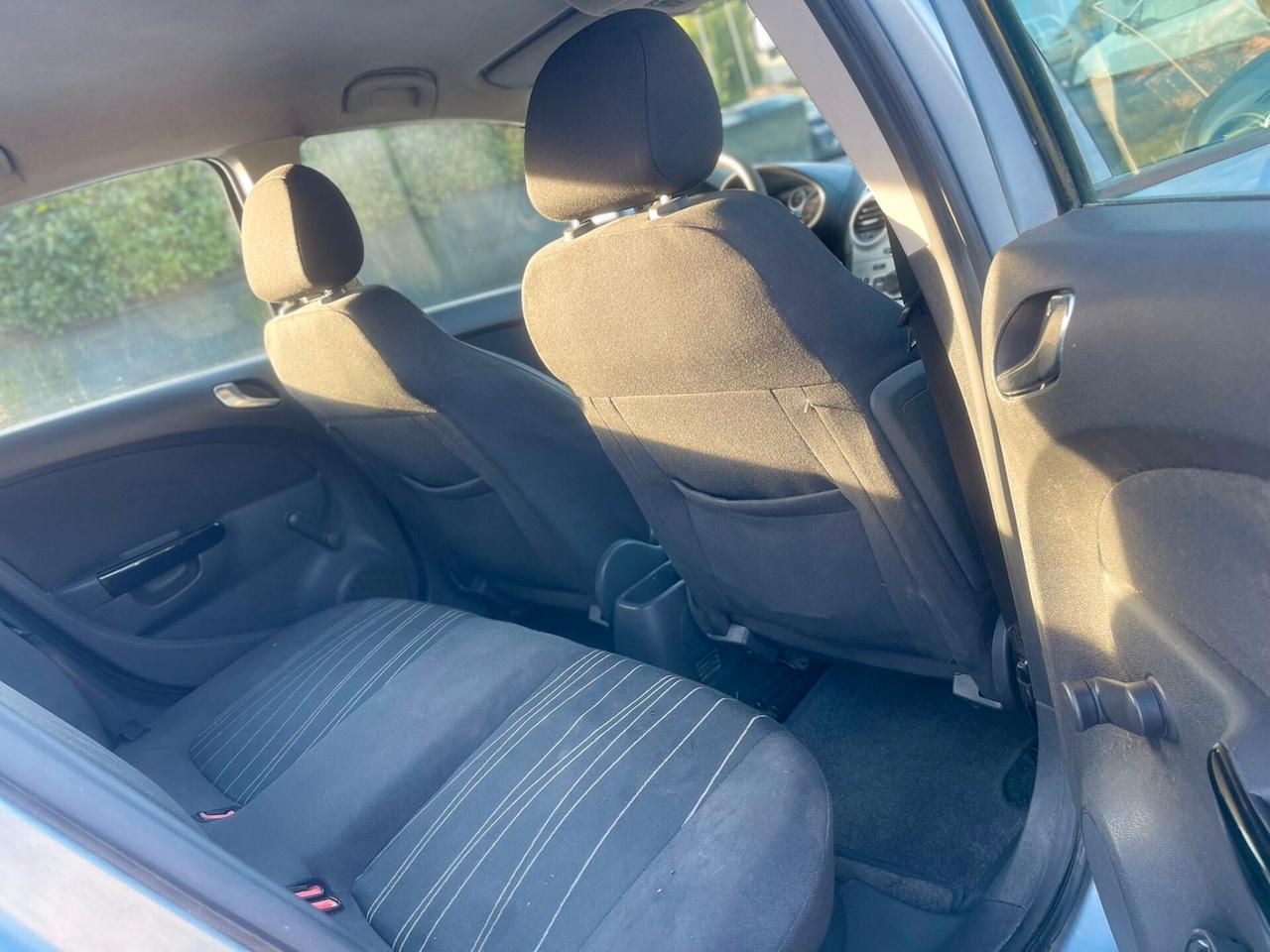 Opel Corsa 1.2 5 porte Easytronic Cosmo