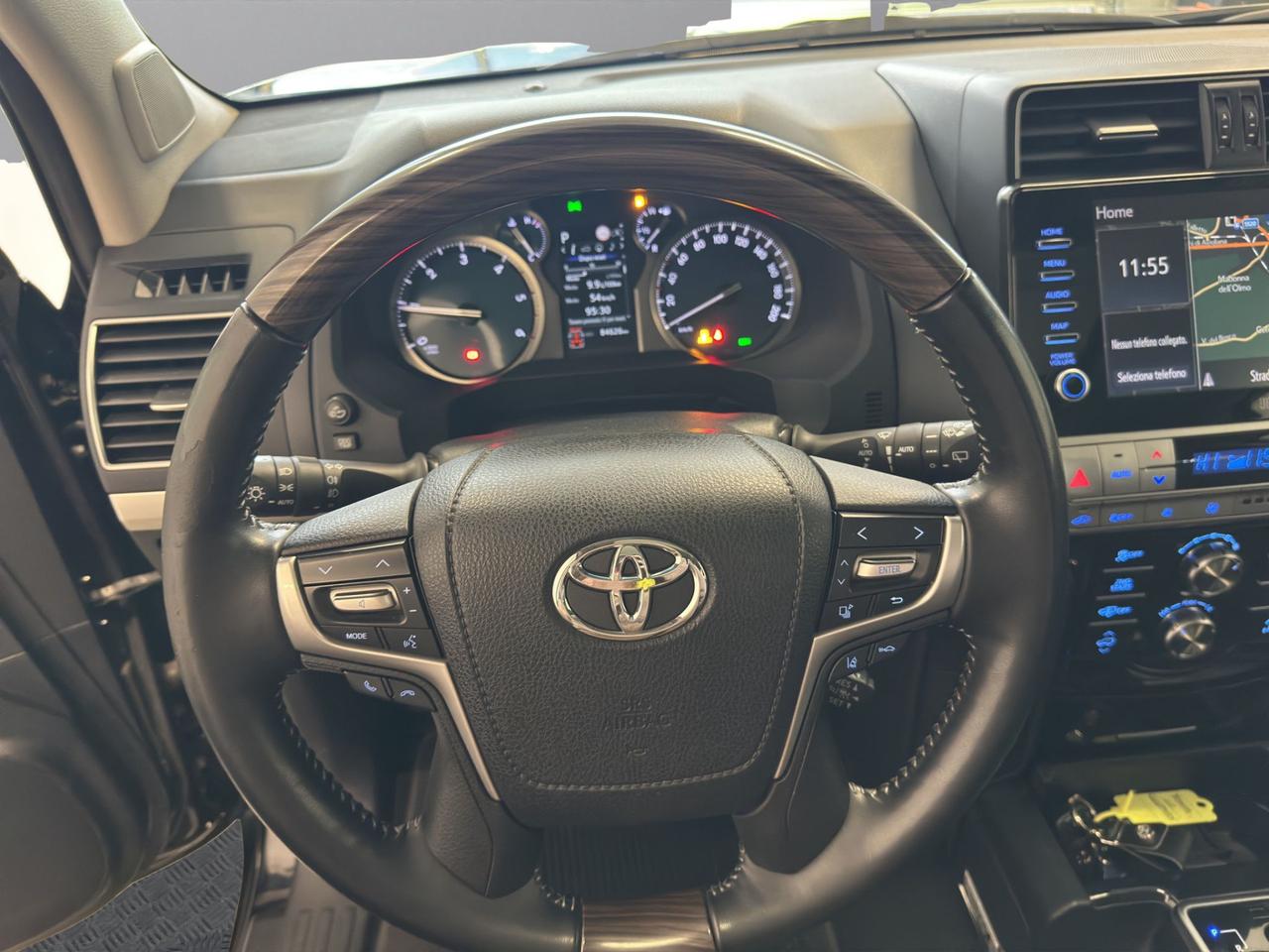 Toyota Land Cruiser 5p 2.8 d-4d Anniversary auto