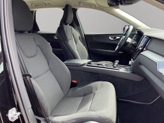 VOLVO XC60 B4 AWD Geartronic C.AUTO
