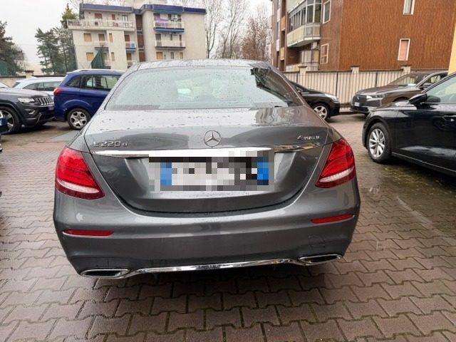 MERCEDES-BENZ E 220 d 4Matic Auto Premium Plus