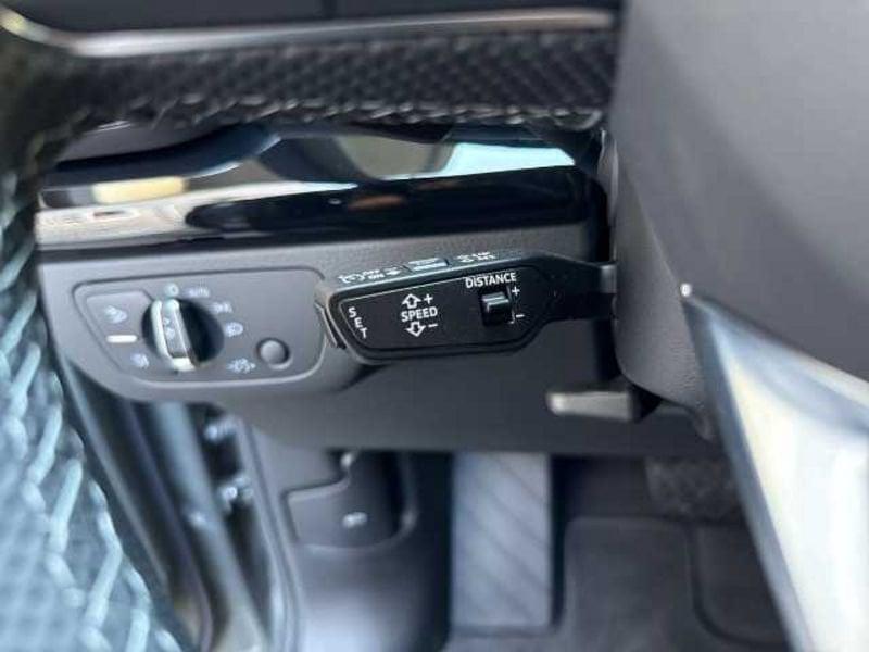 Audi Q5 II 2020 50 2.0 tfsi e Identity Black quattro s-tronic