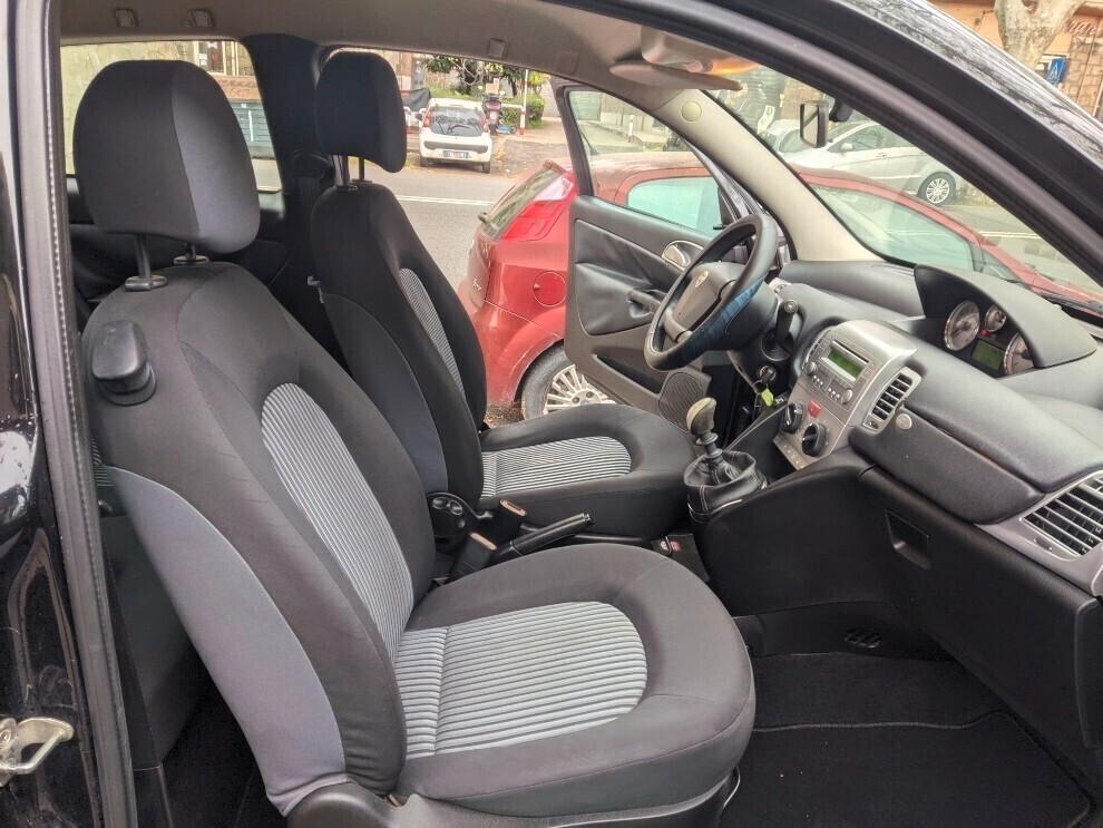 Lancia Ypsilon 1.2 GPL VALIDO FINO AL 2029...