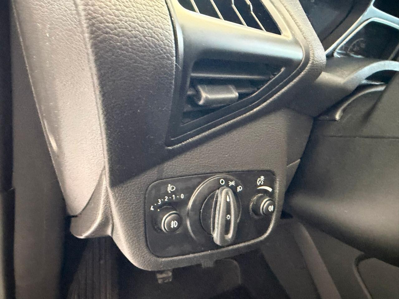 Ford C-Max 1.5 TDCi X NEOPATENTATI 2015