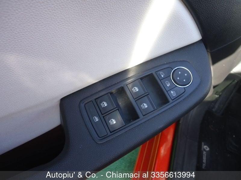 Renault Clio Clio Full Hybrid E-Tech 145 CV Engineered SOLI 31.000KM