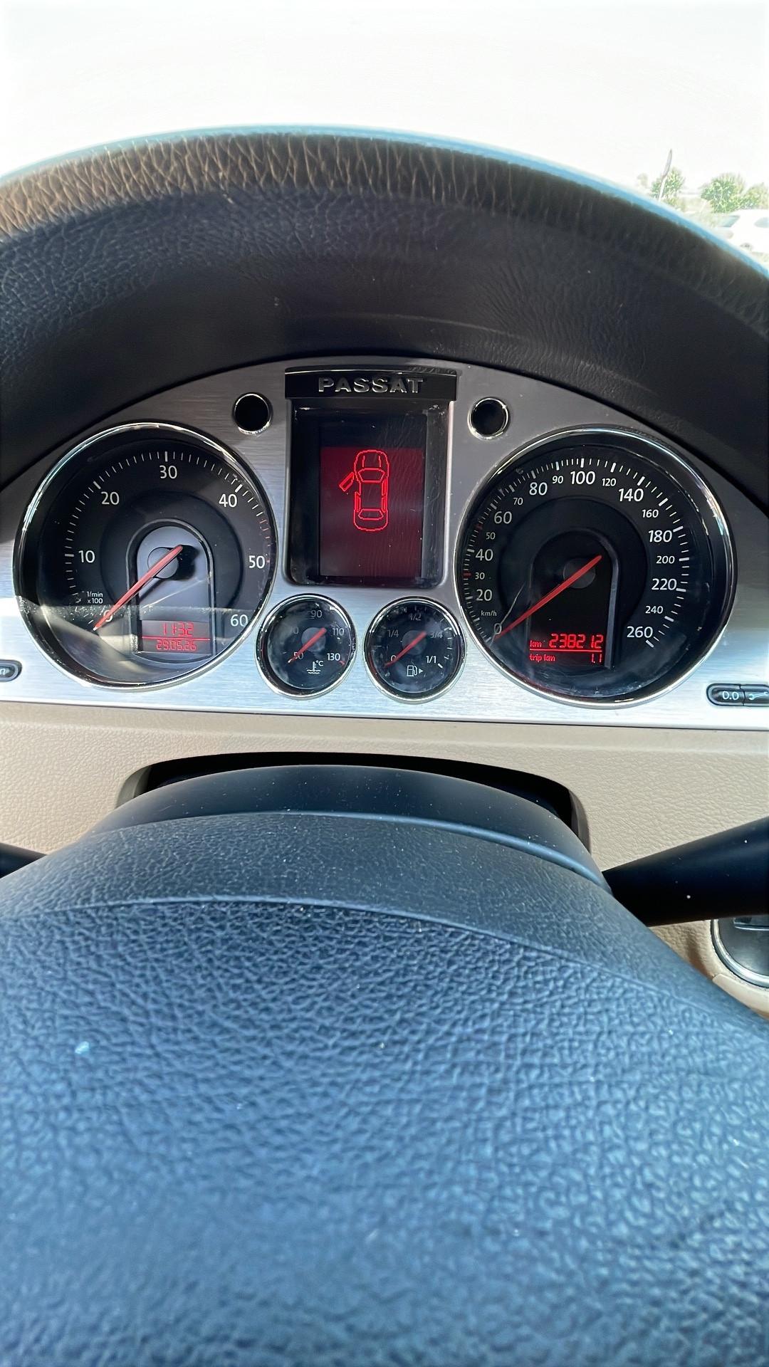 Volkswagen Passat 2.0 TDI DPF Var. Comfortline