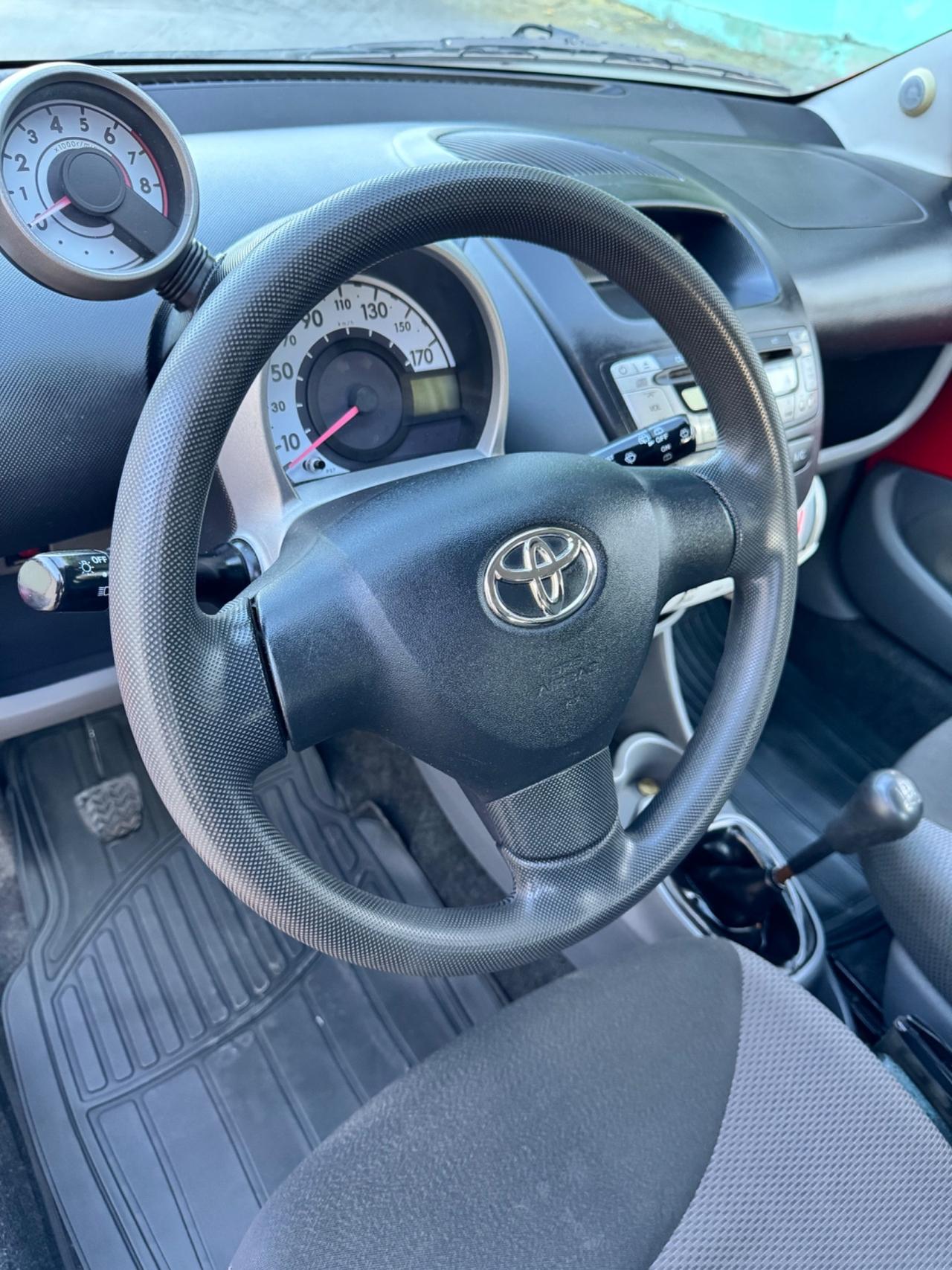 TOYOTA AYGO 1.0 BENZINA 2009