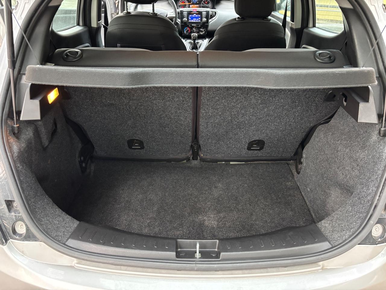Lancia Ypsilon 1.3 MJT 16V 80 CV 5 porte S&S Platinum