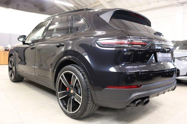 PORSCHE Cayenne 3.0 V6