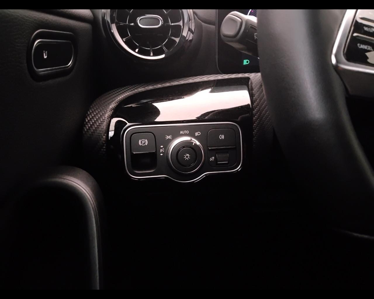 Mercedes-Benz Classe A - W177 2023 - A 180 d Advanced auto