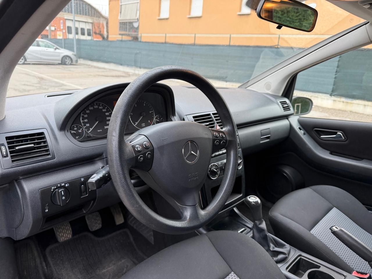 Mercedes-Benz A 160 2.0 cdi - NEOPATENTATI - 12 MESI DI GARANZIA -