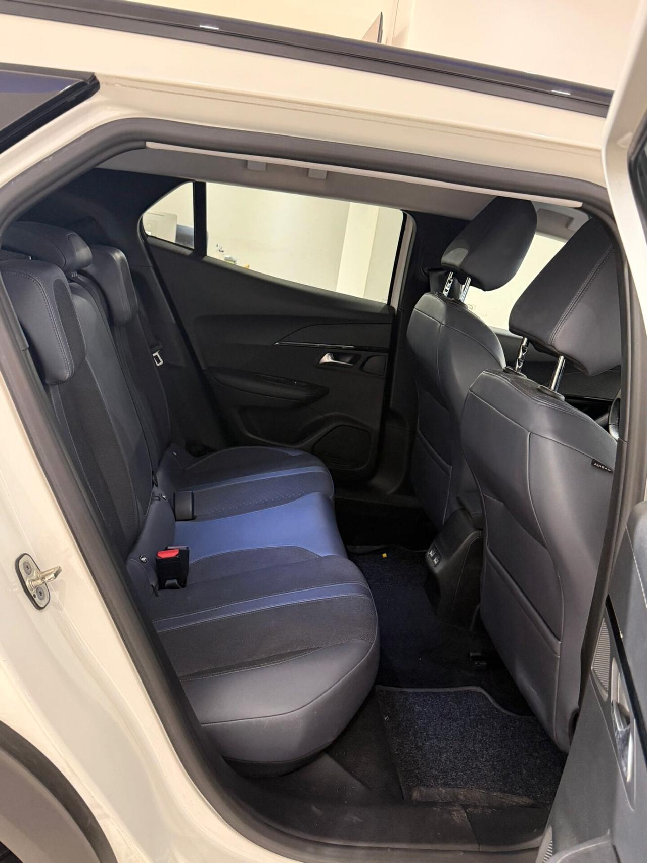 Peugeot 2008 1.2 130cv Allure Pack Cockpit