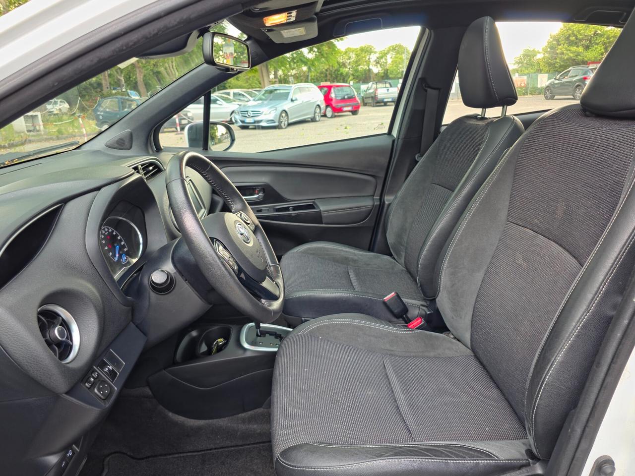Toyota Yaris 1.5 Hybrid 5 porte GR-S E6 Automatico NEO 2019