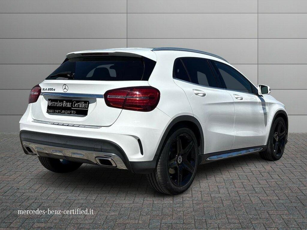 Mercedes GLA 200 200 Premium 7G-DCT