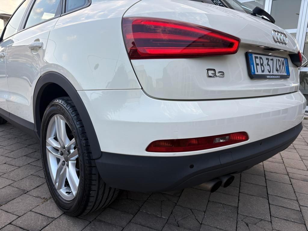 Audi Q3 2.0 TDI 140cv S LINE