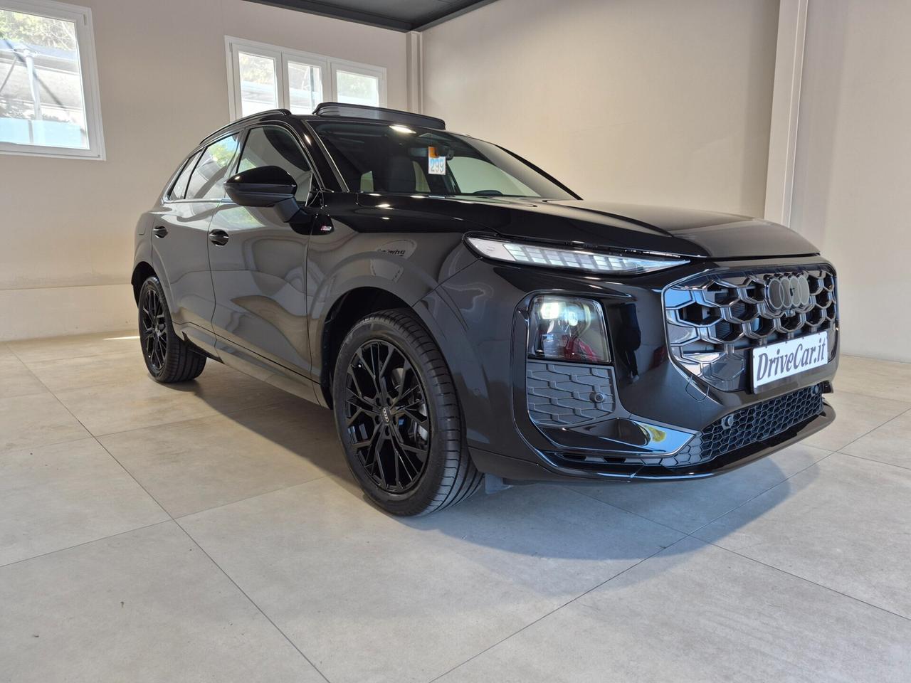 Audi Q3 1.5 TFSI MHEV S LINE EDITION S-TRONIC TETTO PANORAMICO APRIBILE AUTO UFFICIALE AUDI 1 PROPRIETARIO