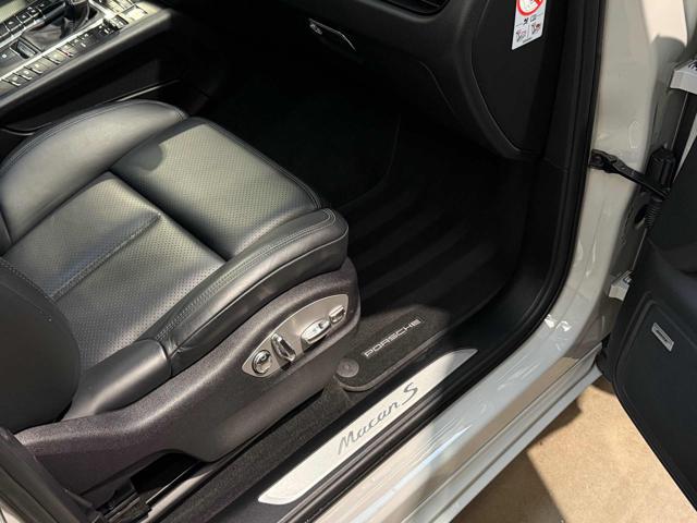 PORSCHE Macan 3.0 S