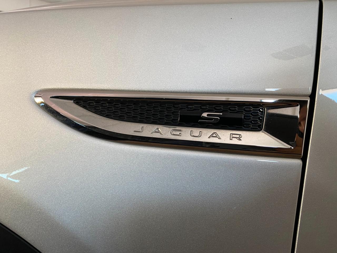 Jaguar E-Pace 2.0D 150 CV AWD aut. S