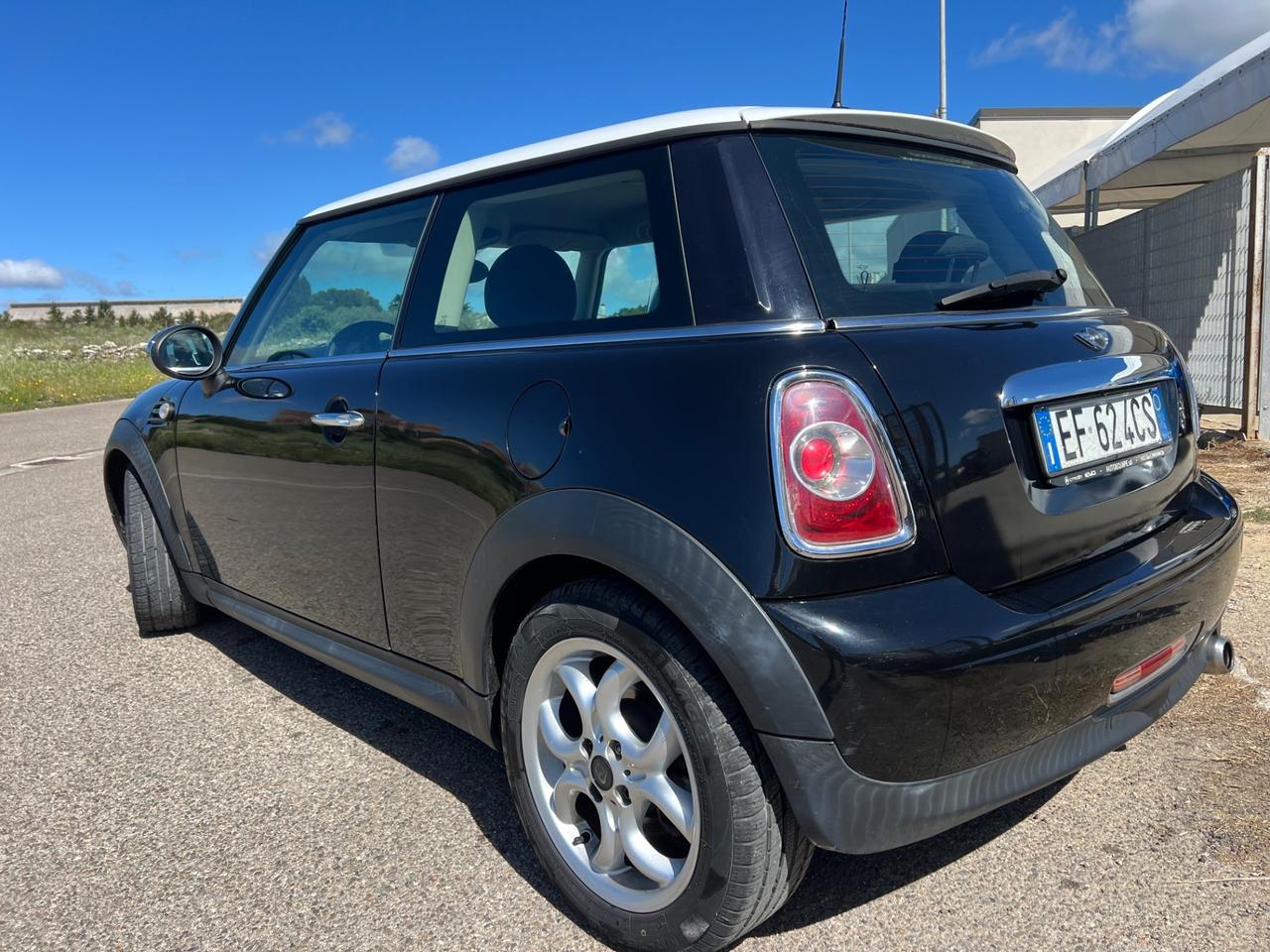 Mini 1.6 16V One D